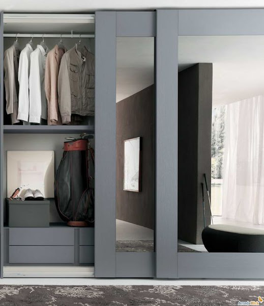 Sliding Wardrobe in the Bedroom: Characteristics and Advantages